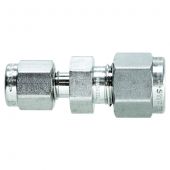 Swagelok Fitting, Stainless Steel, 1/4" to 1/8" Reducing Union, SS-400-6-2; pkg/2.