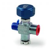 Restek Sample Cylinder Valve; 1/4" male NPT x 1/4" female NPT with 1800psi rupture disc; stainless steel with Sulfinert coating; Pmax: 3500psig.