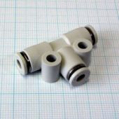 Union, T-type, quick disconnect, for TOC gas tubing connections.