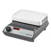 Labnet AccuPlate Digital Stirrer, 5x7" Ceramic Top, Speed Range: 60-1150rpm. 120V.
