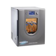 Innova 42 incubator shaker small stackable shaker, stackable up to 2-fold, 120 V ± 10 %/60 Hz (US), orbit 1.9 cm (0.75 in), one height-adjustable shelf (stainless steel) included, additional shelves can be added