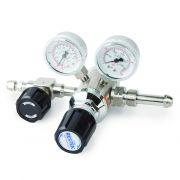 Restek Regulator, stainless steel, dual stage, ultra high purity for Air, CGA 590 fittings; 1-150psig outlet pressure; each.