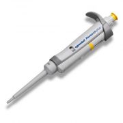 Eppendorf Research® plus adjustable-volume pipette, 10 µl-100 µl, single-channel with adjustable-volume setting, yellow operating button.