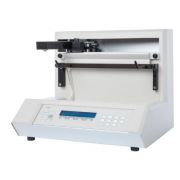 GILSON FC-203B Fraction Collector. Includes collection plate and two Code 1 racks for eighty 13x100mm tubes (9.0mL), polypropylene pan, tube retaining bar, and inlet tubing, Operating modes: time, drop, manual, peak. Operating Temperature: 0-40°C. Contact